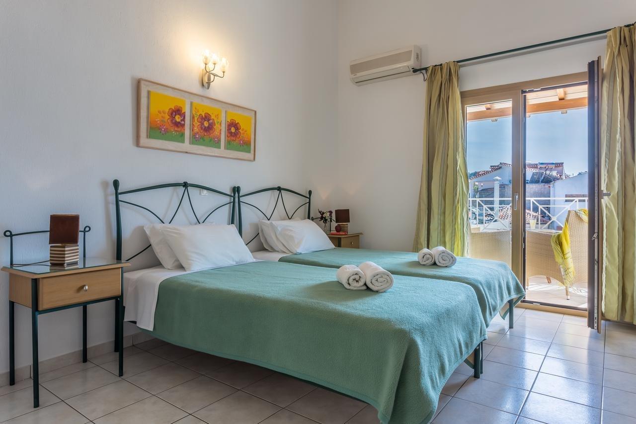 Ritsa Studios Skiathos-stad Buitenkant foto